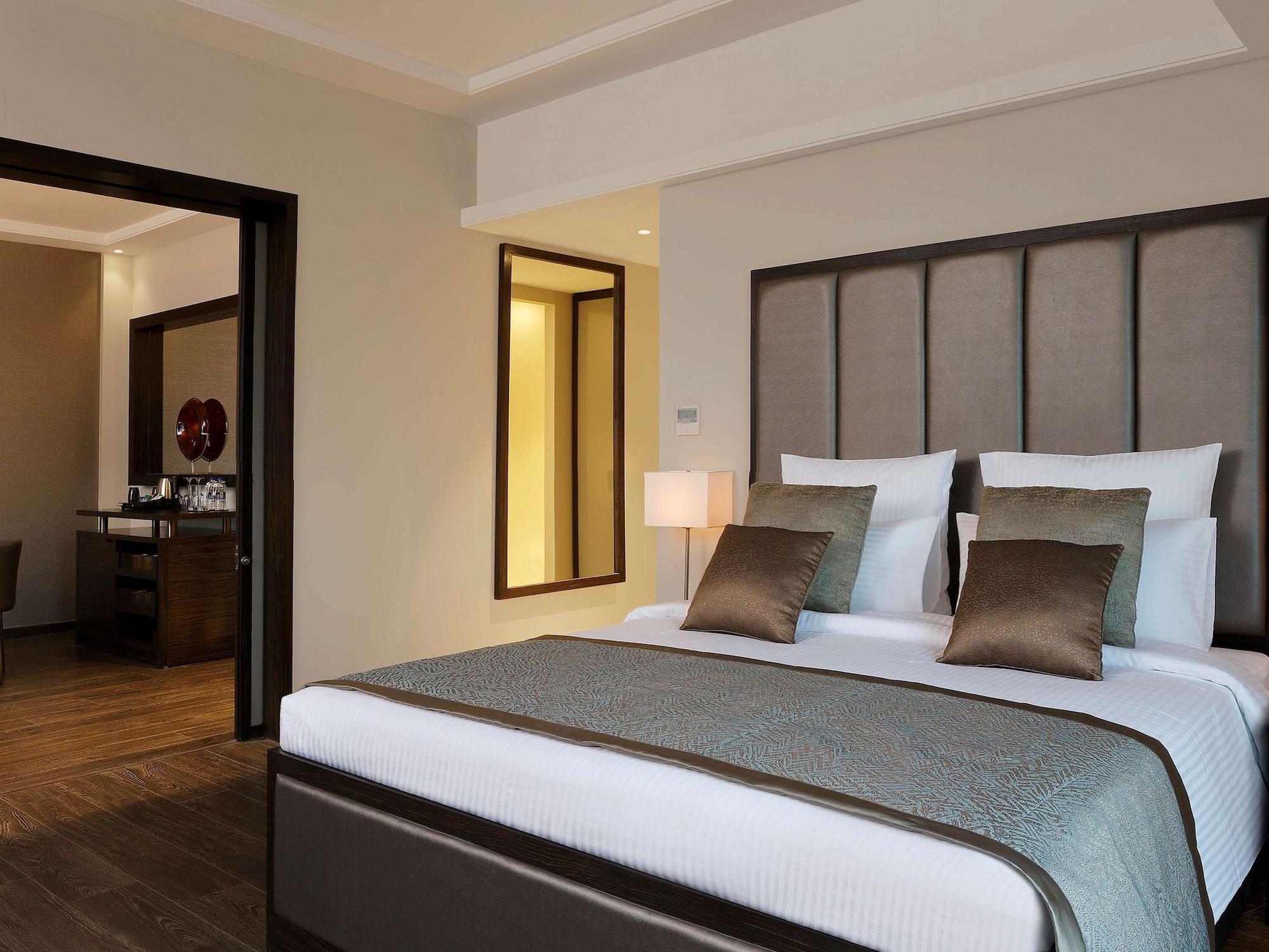 Novotel Lucknow Gomti Nagar מראה חיצוני תמונה