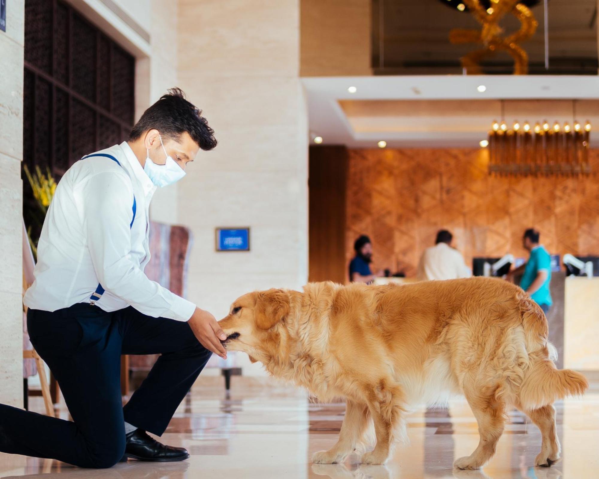 Novotel Lucknow Gomti Nagar מראה חיצוני תמונה